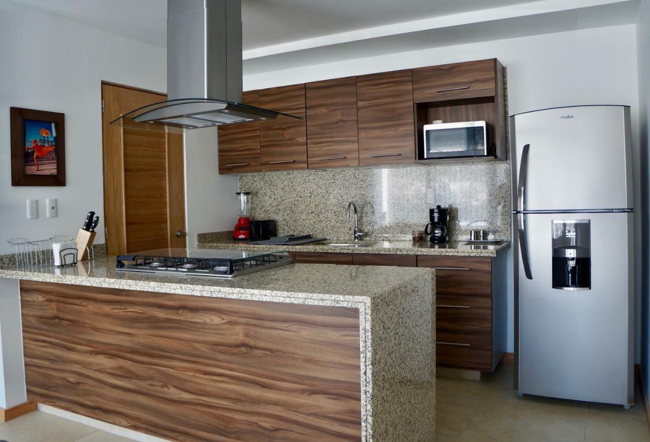 Metropolitan Suites Zapopan Bagian luar foto
