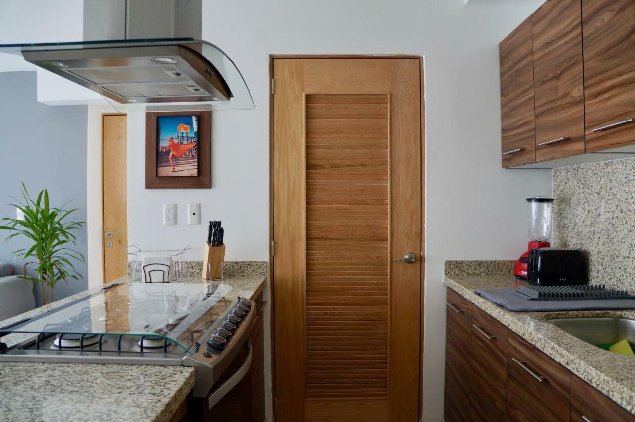 Metropolitan Suites Zapopan Bagian luar foto
