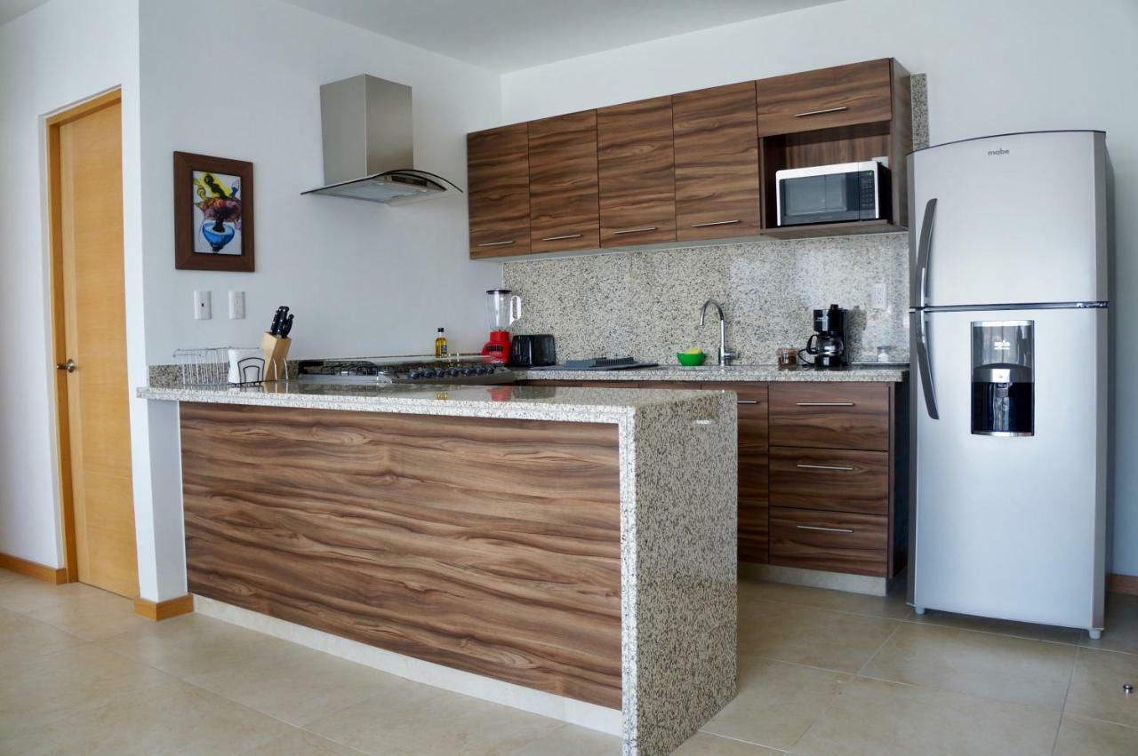 Metropolitan Suites Zapopan Bagian luar foto