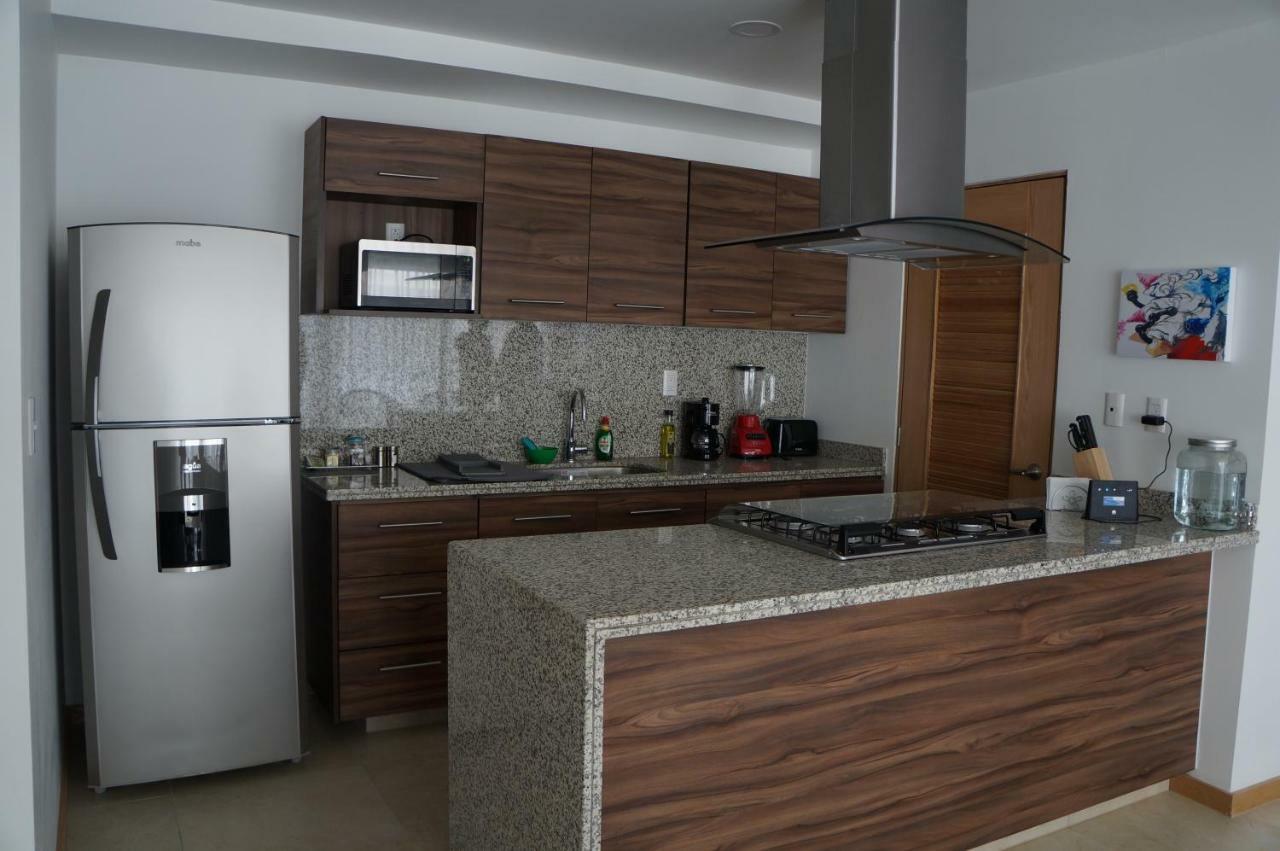 Metropolitan Suites Zapopan Bagian luar foto